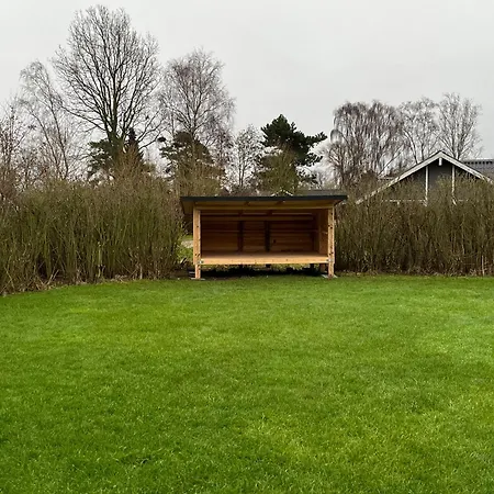 Skont Naer Dejlig Og I Skovby Pa Sydals Vakantiehuis Nedre Lysabild