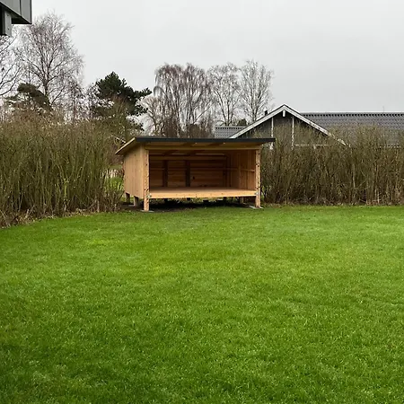 Skont Naer Dejlig Og I Skovby Pa Sydals