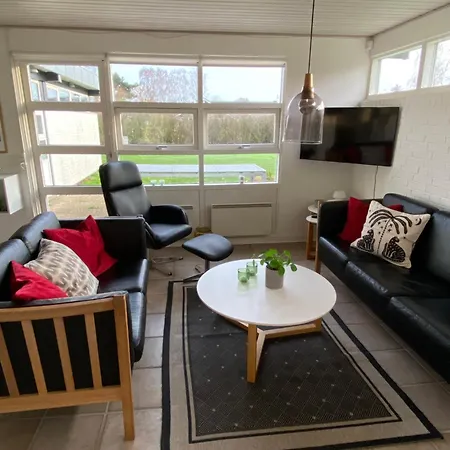 Skont Naer Dejlig Og I Skovby Pa Sydals Vakantiehuis Nedre Lysabild